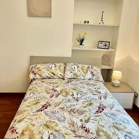 公寓 Divina Luxury In The Center Of Como, Near