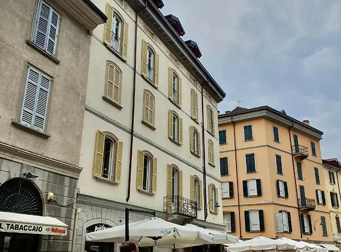 Divina Luxury In The Center Of Como, Near